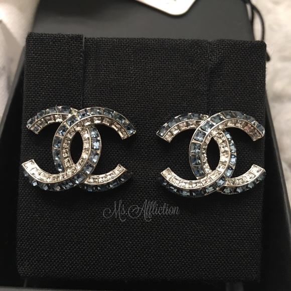 Sold Locally! CHANEL Authentic CC Crystal Earrings - Picture 4 of 8